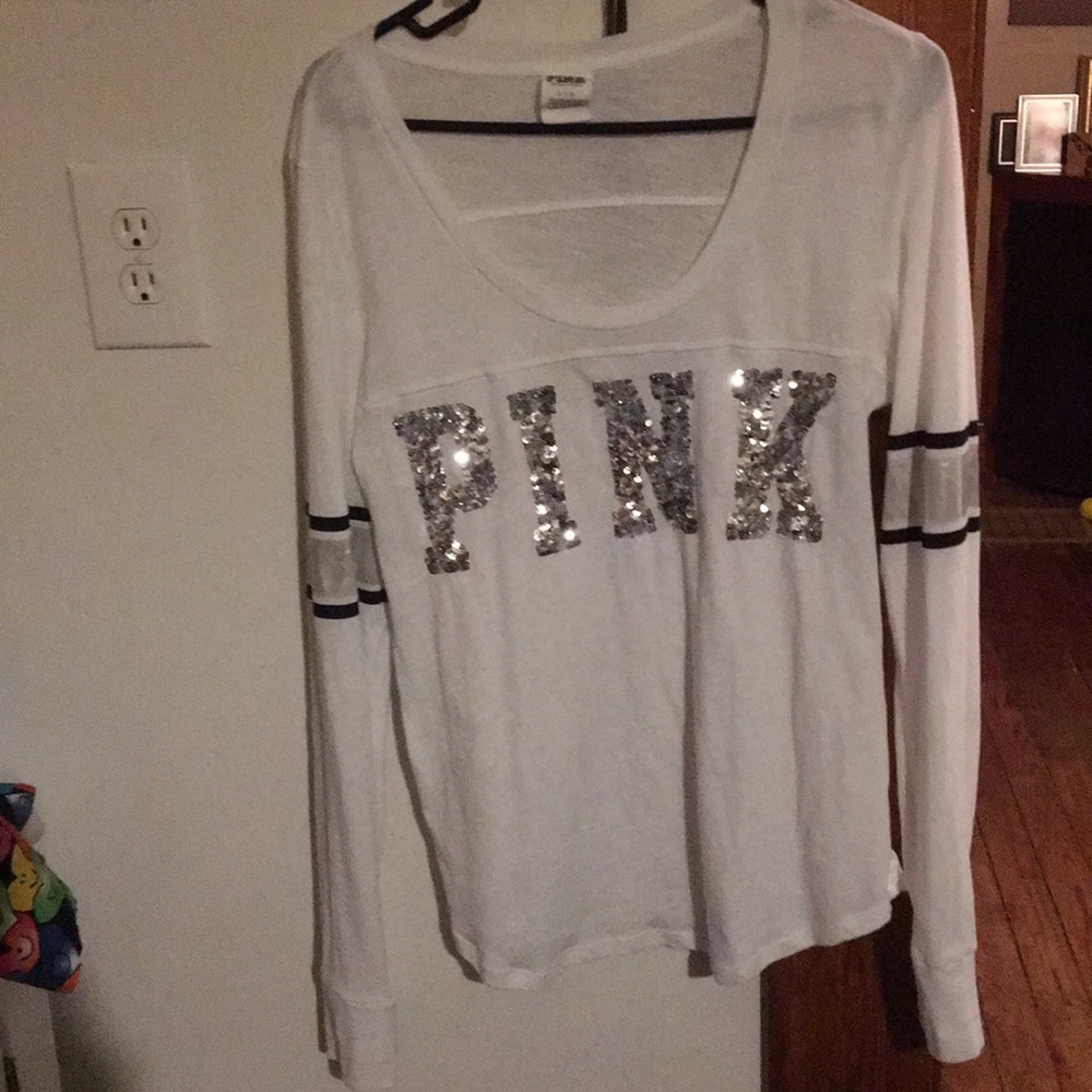 Sold !!!!Pink long sleeved t blinged out perfect